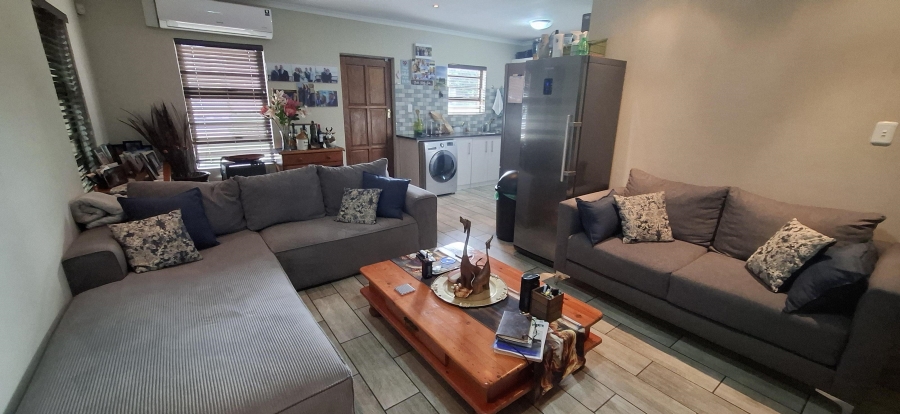 To Let 3 Bedroom Property for Rent in Normandie Western Cape